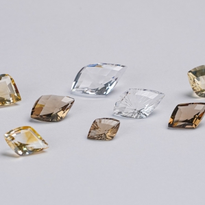 Bộ sưu tập đá cắt hình thoi – Đa dạng giác cắt & hiệu ứng anh sáng tốt