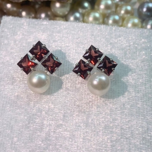 Hoa tai Bạc SV925 kết hợp đá Garnet 4.5mm và Ngọc Trai Akoya