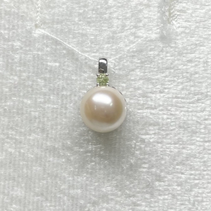 MẶT DÂY CHUYỀN NGỌC TRAI AKOYA  KẾT HỢP BẠC SV925 VÀ ĐÁ PERIDOT 