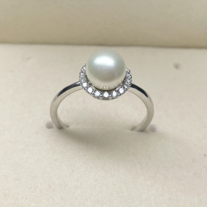 Nhẫn Ngọc Trai Akoya chất liệu Bạc SV925  sang trọng và thanh lịch
